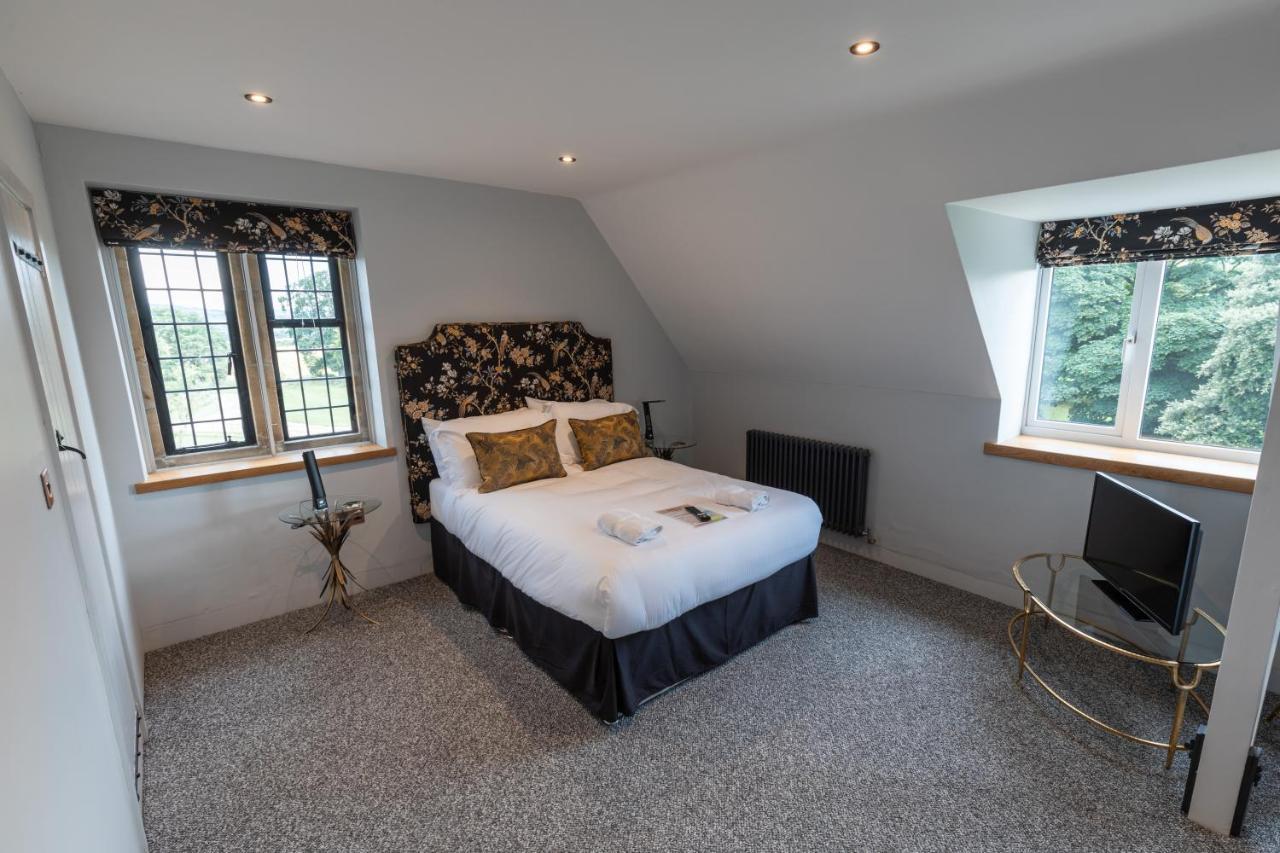 Sneaton Castle Hotel Уитби Екстериор снимка