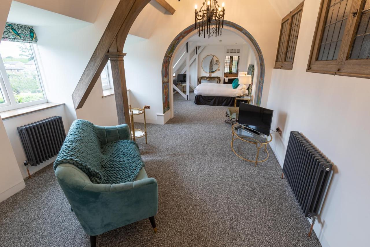 Sneaton Castle Hotel Уитби Екстериор снимка